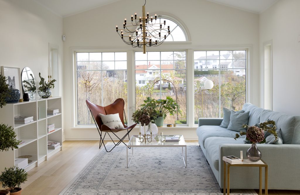 Hva koster boliglånet? Bildet fra en stue i en bolig